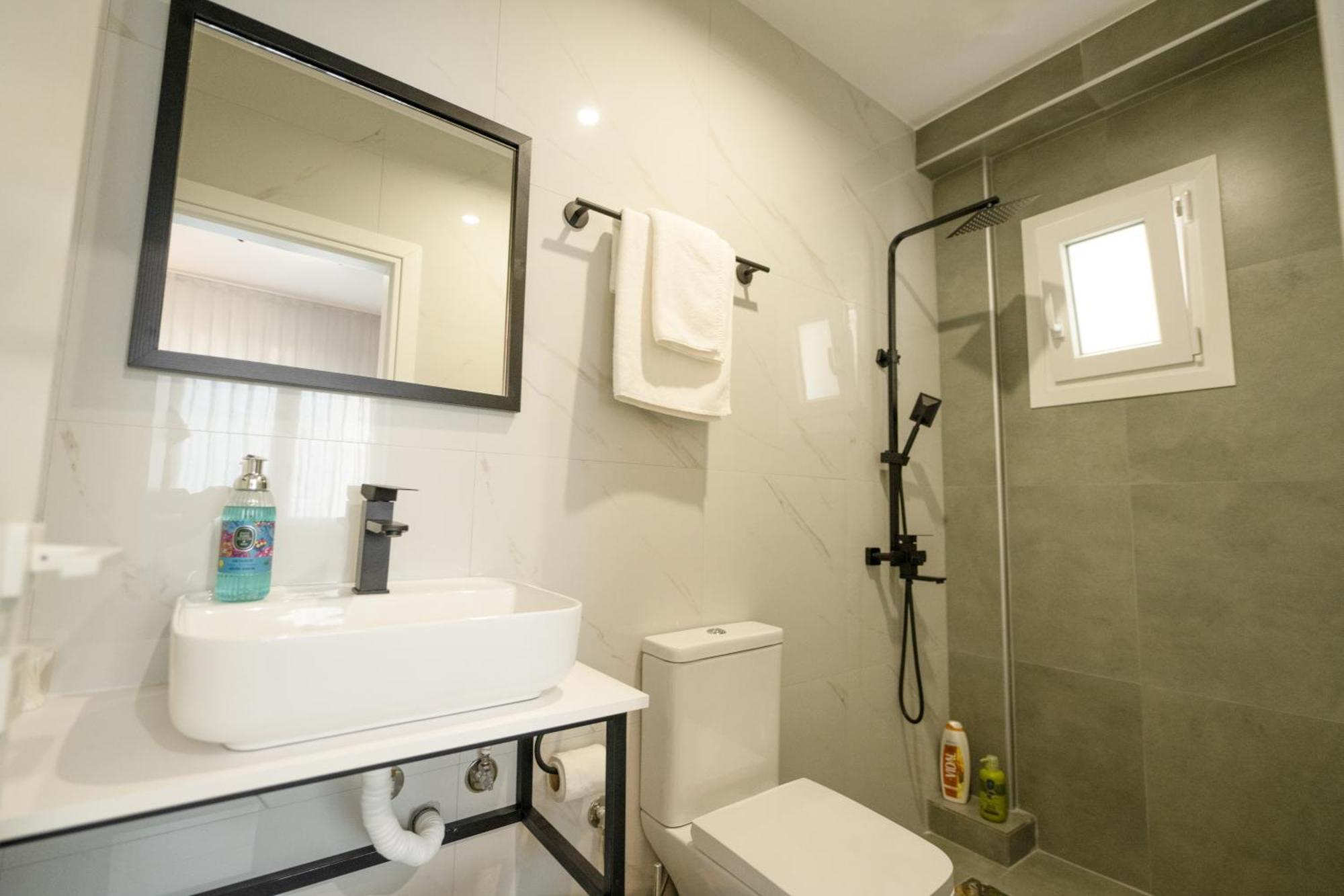 Themis Urban Stay Komotini Bagian luar foto